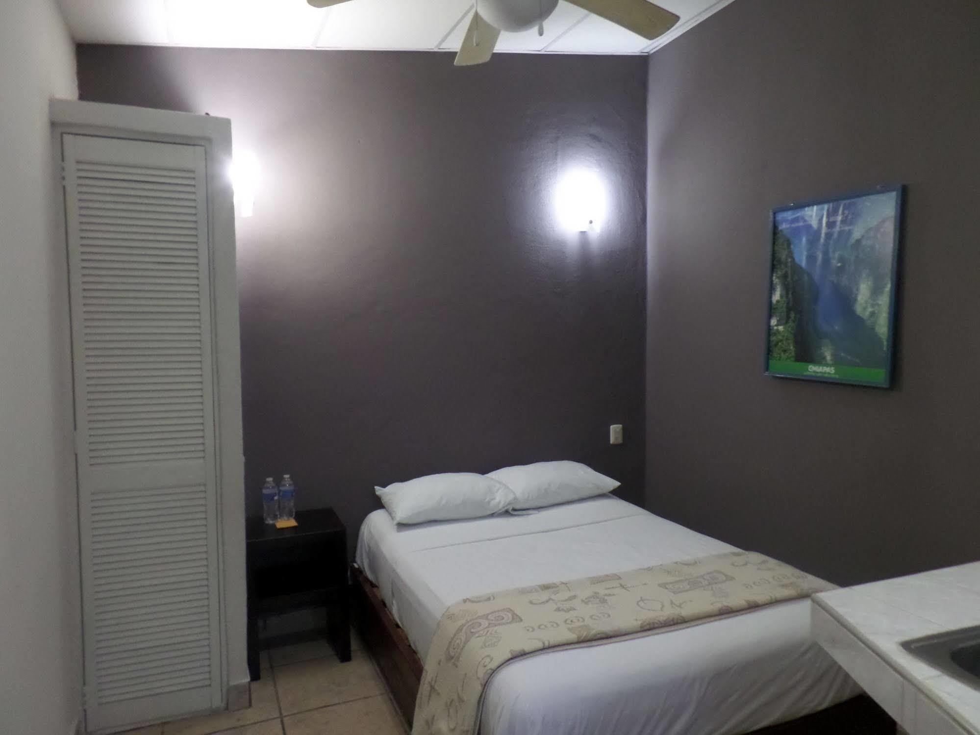 Uke Inn Hotel&Suites Xamaipak Tuxtla Gutiérrez Exterior foto